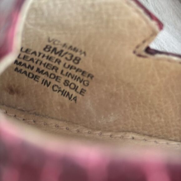 Vince Camuto Empa Burgundy Snake Print Leather Flats Sz 8 - Picture 5 of 6